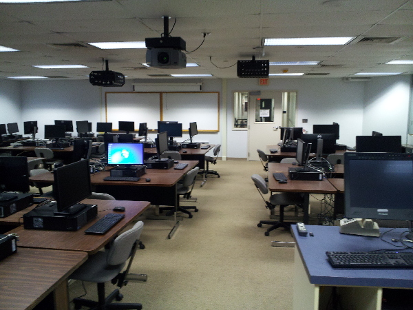 2nd Picture of Computer Lab