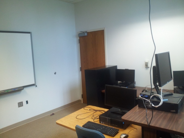 2nd Picture of Computer Lab